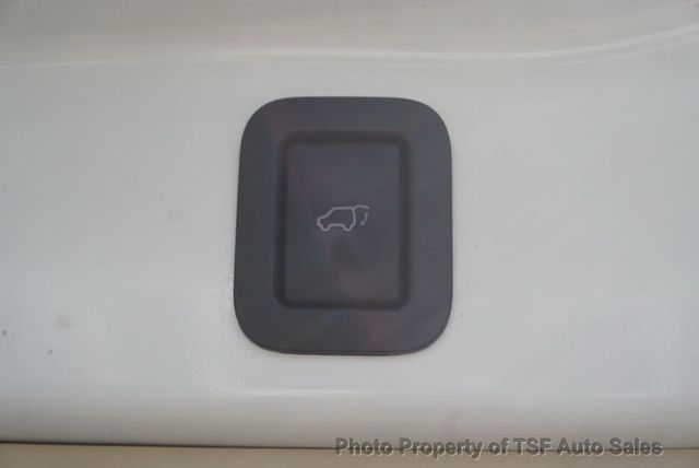 2017 Toyota Highlander Hybrid XLE V6 AWD NAVIGATION REAR CAMERA SUNROOF 3RD ROW SEAT  - 23091948 - 33