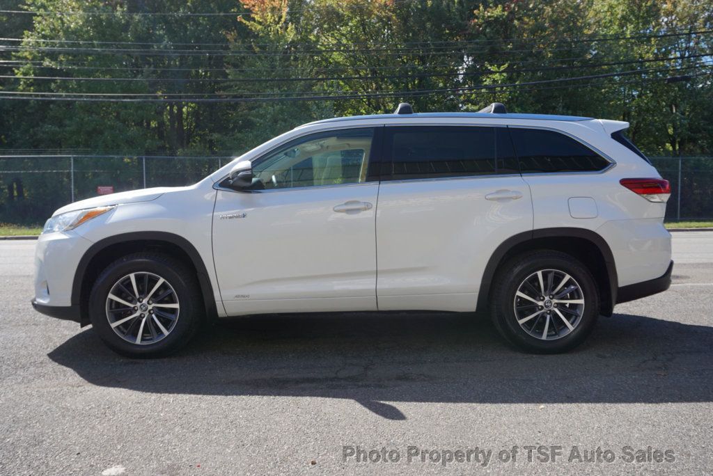 2017 Toyota Highlander Hybrid XLE V6 AWD NAVIGATION REAR CAMERA SUNROOF 3RD ROW SEAT  - 23091948 - 3
