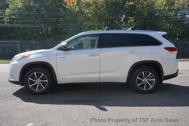 2017 Toyota Highlander Hybrid XLE V6 AWD NAVIGATION REAR CAMERA SUNROOF 3RD ROW SEAT  - 23091948 - 3