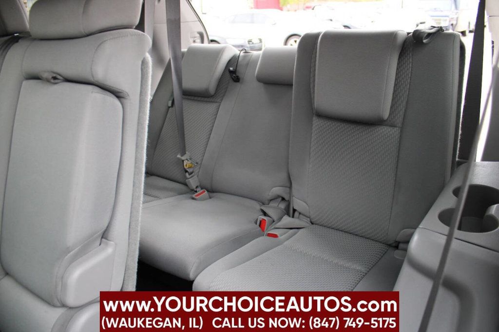 2017 Toyota Highlander LE I4 FWD - 22852092 - 16