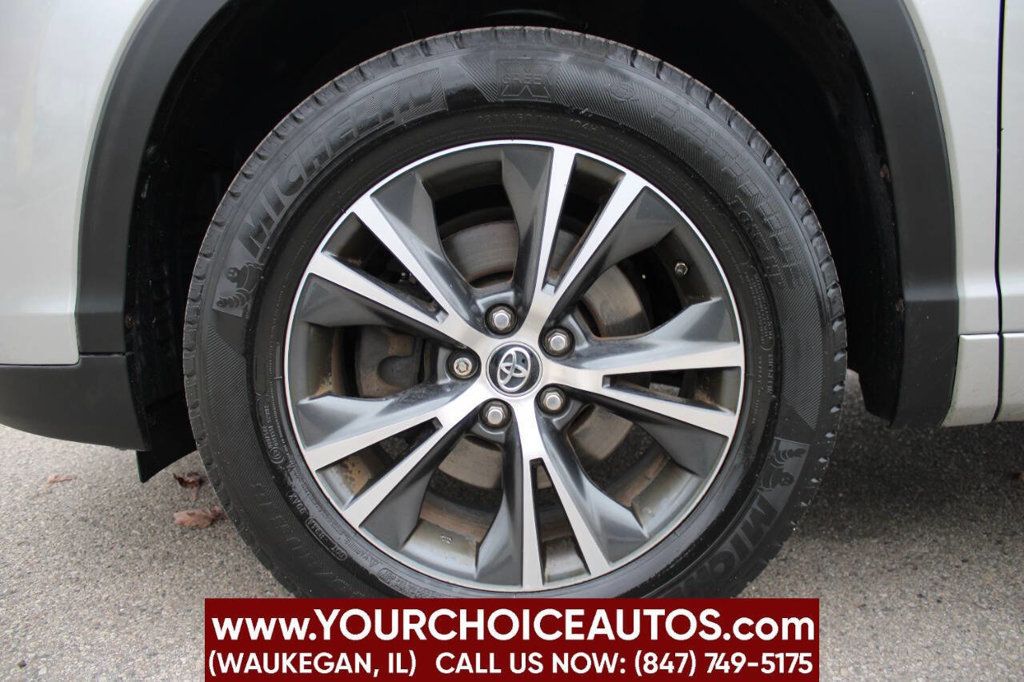 2017 Toyota Highlander LE I4 FWD - 22852092 - 31