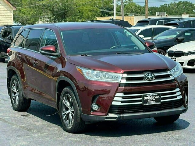 2017 Toyota Highlander LE I4 FWD - 23049696 - 9