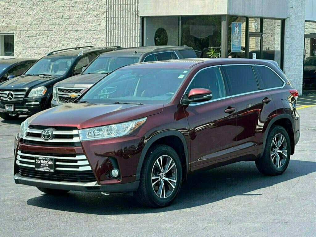2017 Toyota Highlander LE I4 FWD - 23049696 - 11