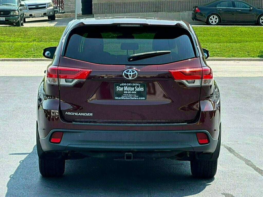 2017 Toyota Highlander LE I4 FWD - 23049696 - 5