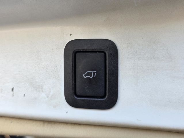 2017 Toyota Highlander Limited - 23070379 - 13