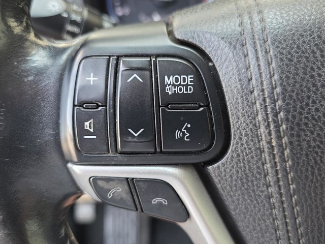 2017 Toyota Highlander Limited - 23070379 - 26