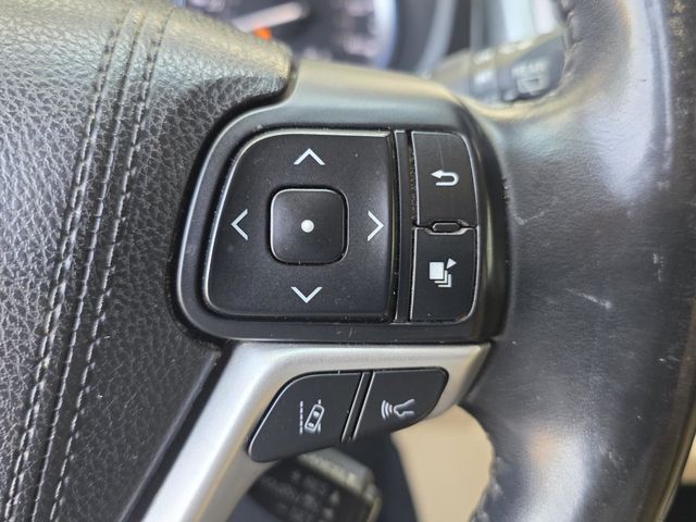 2017 Toyota Highlander Limited - 23070379 - 28