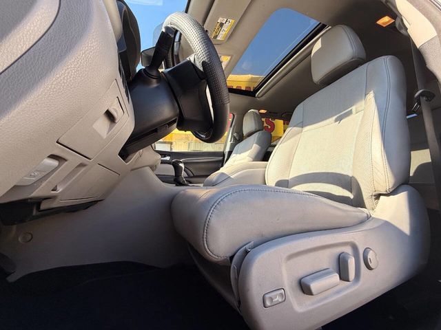 2017 Toyota Highlander Limited 4dr SUV - 23009019 - 13