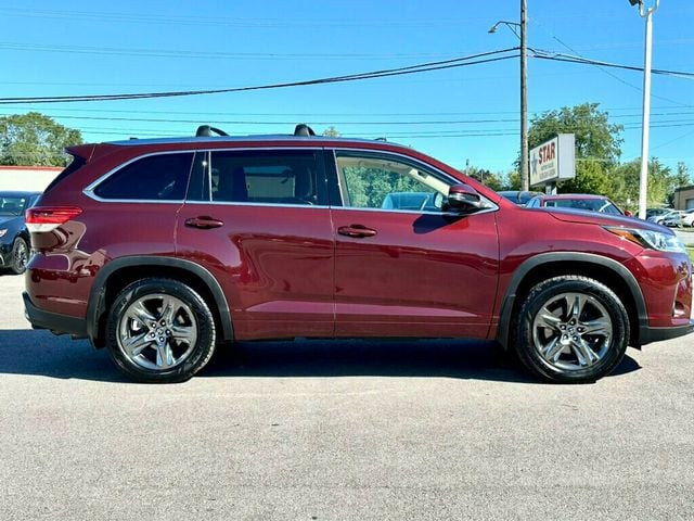 2017 Toyota Highlander Limited Platinum V6 AWD - 22577816 - 16