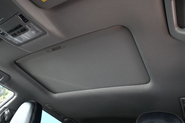 2017 Toyota Highlander Limited Platinum V6 FWD - 22971860 - 18