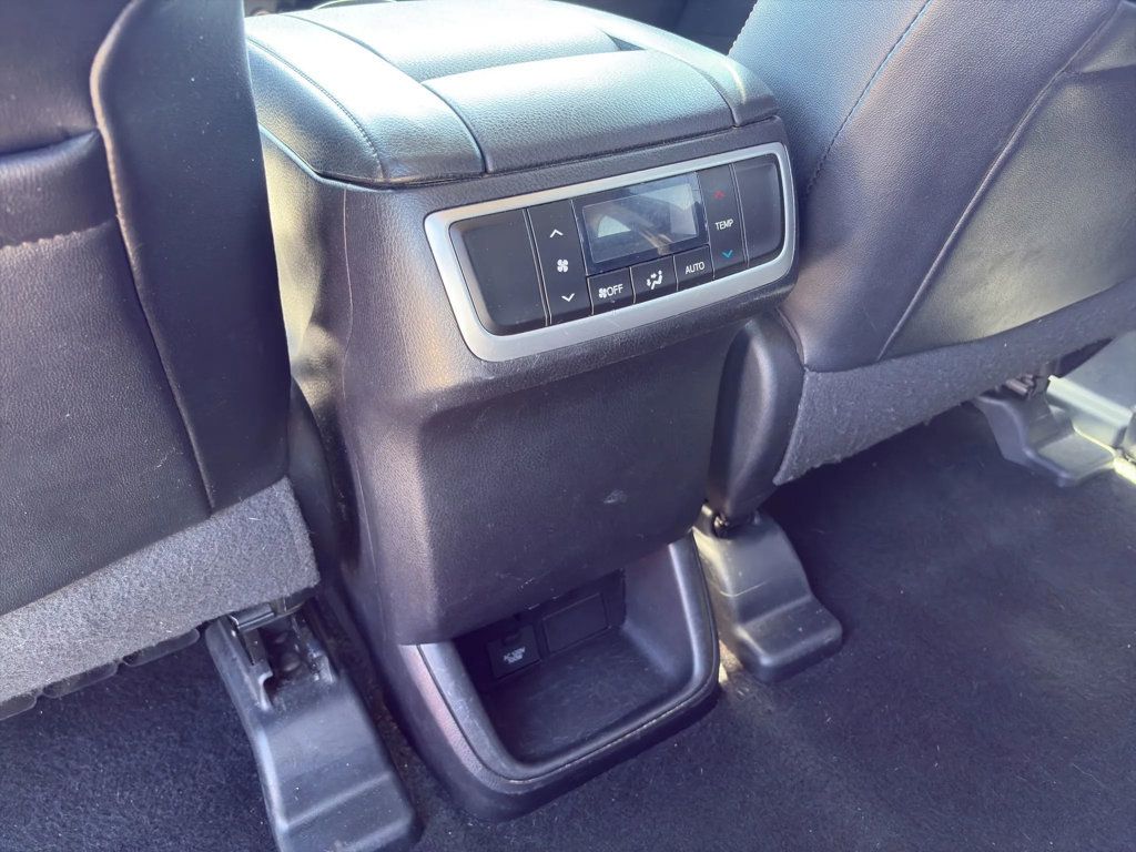2017 Toyota Highlander Limited Sport Utility 4D - 23008700 - 18
