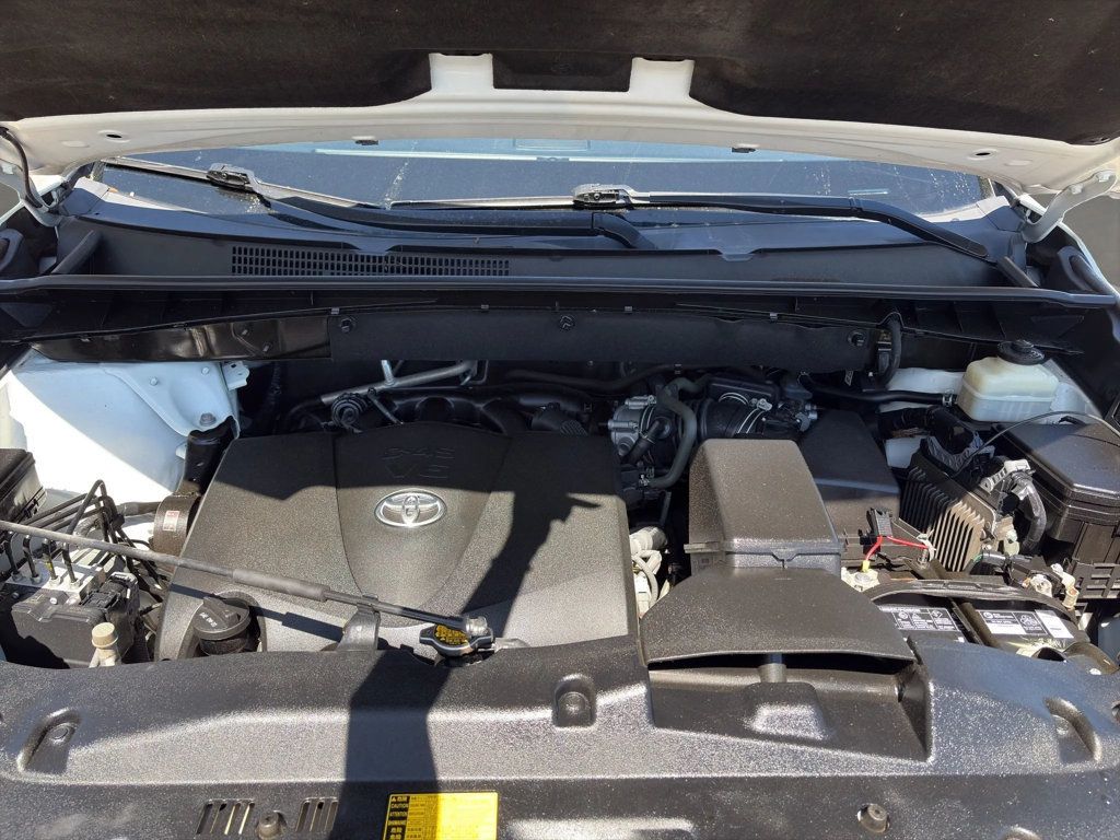2017 Toyota Highlander Limited Sport Utility 4D - 23008700 - 27