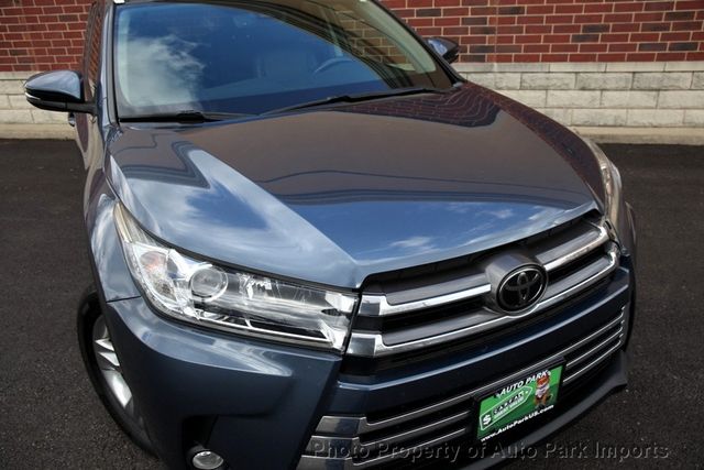 2017 Toyota Highlander Limited V6 AWD - 22797029 - 13