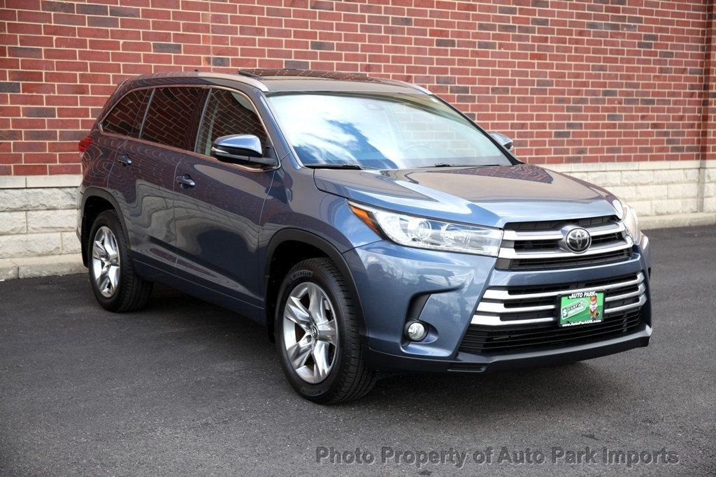 2017 Toyota Highlander Limited photo 14
