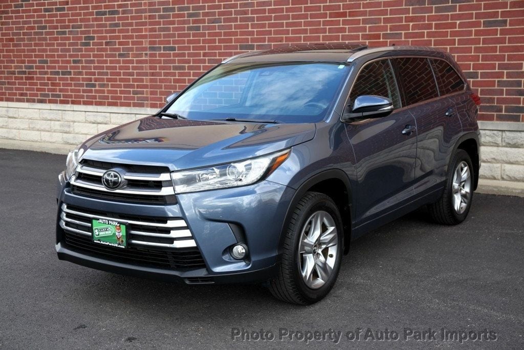 2017 Toyota Highlander Limited photo 15