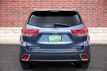 2017 Toyota Highlander Limited V6 AWD - 22797029 - 17
