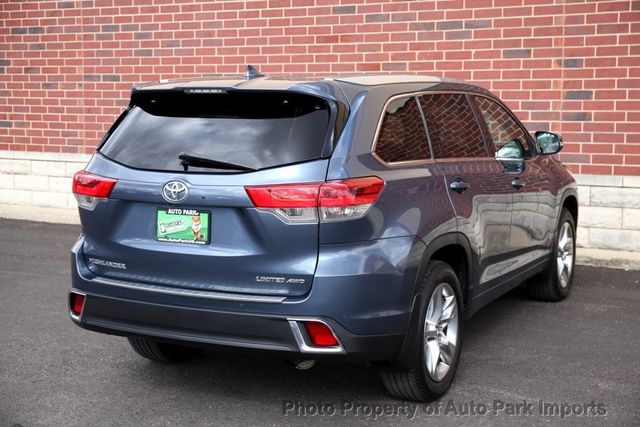2017 Toyota Highlander Limited V6 AWD - 22797029 - 19