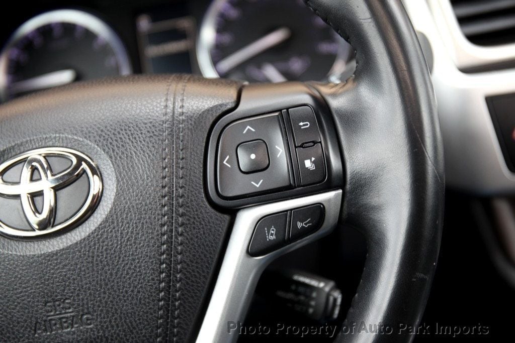 2017 Toyota Highlander Limited photo 42