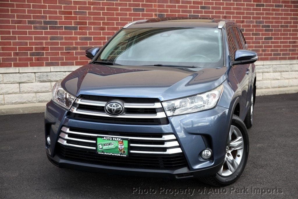 2017 Toyota Highlander Limited photo 7