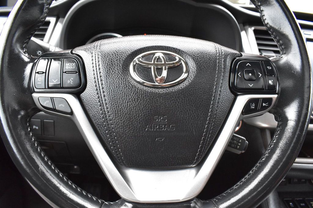 2017 Toyota Highlander Limited V6 AWD - 22919809 - 30