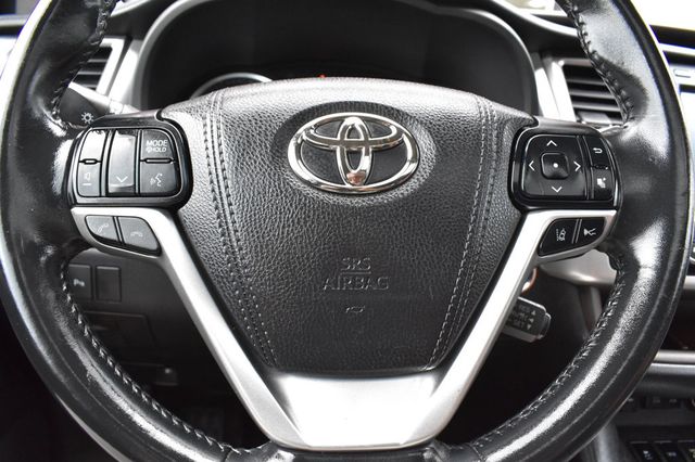 2017 Toyota Highlander Limited V6 AWD - 22919809 - 30