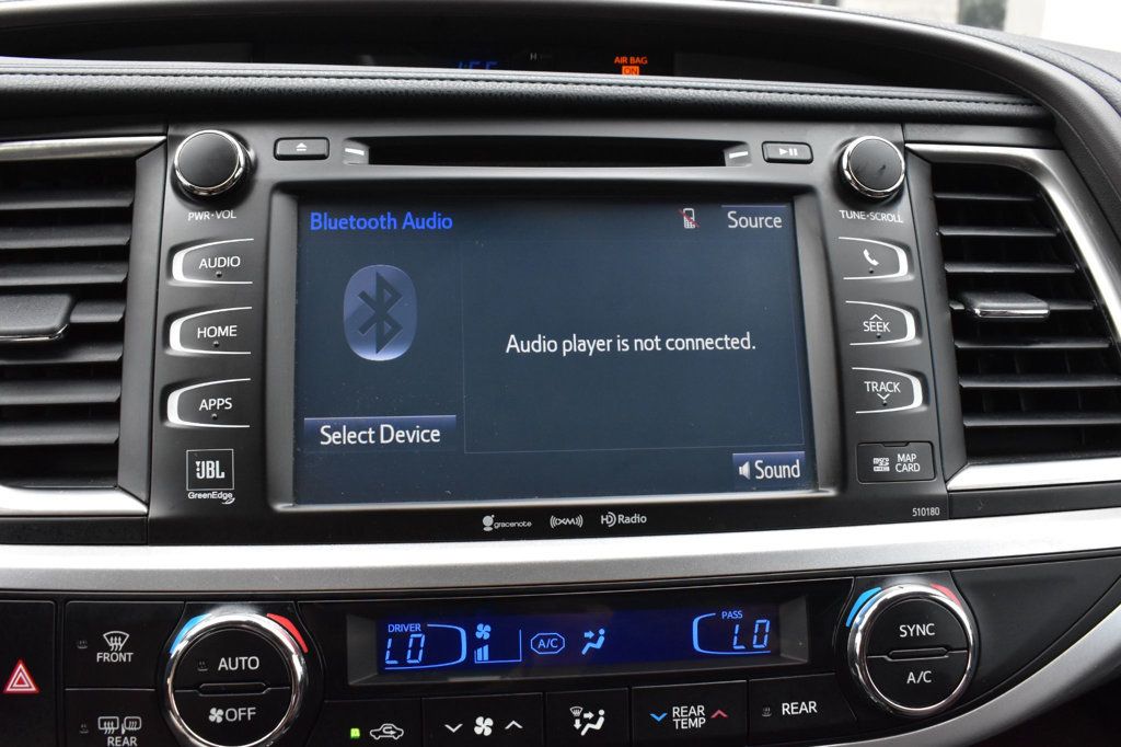 2017 Toyota Highlander Limited V6 AWD - 22919809 - 37