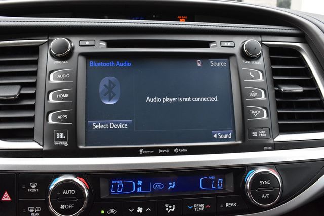 2017 Toyota Highlander Limited V6 AWD - 22919809 - 37