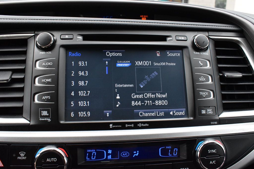 2017 Toyota Highlander Limited V6 AWD - 22919809 - 38