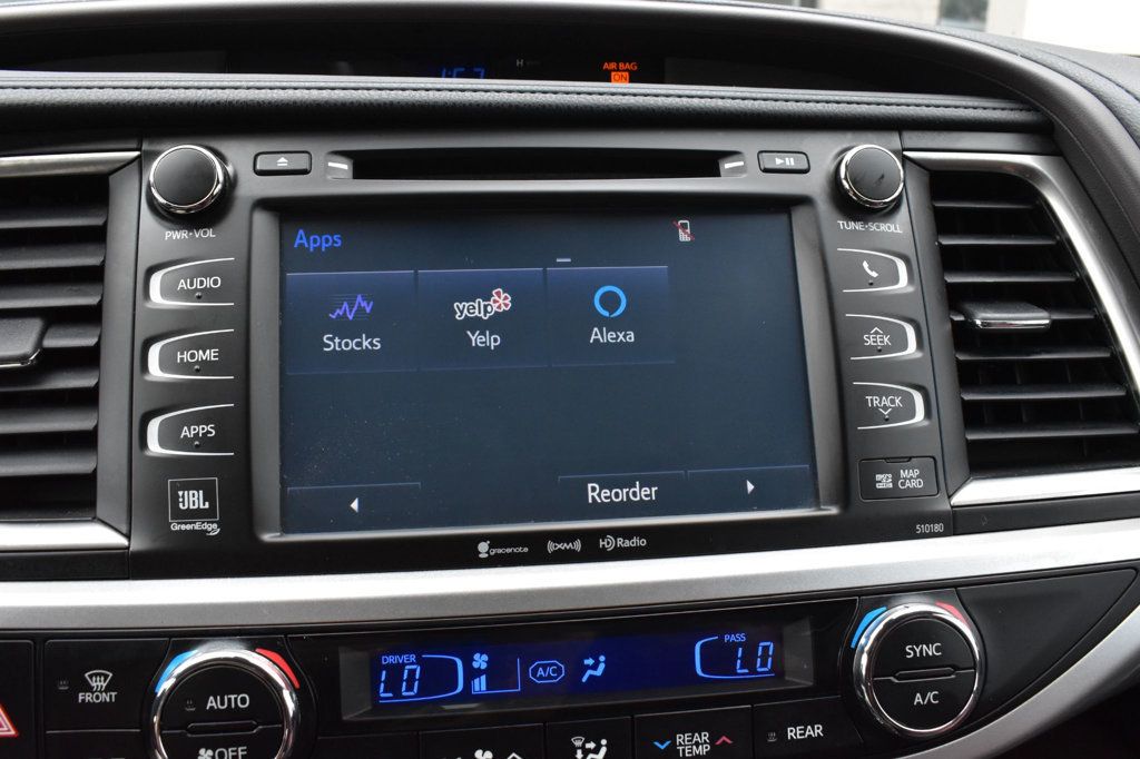 2017 Toyota Highlander Limited V6 AWD - 22919809 - 41