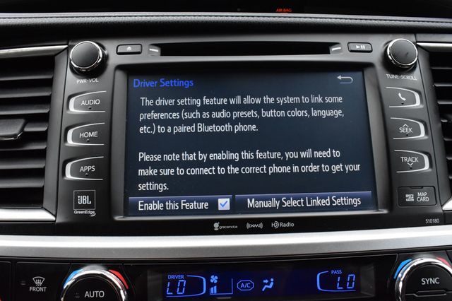 2017 Toyota Highlander Limited V6 AWD - 22919809 - 44