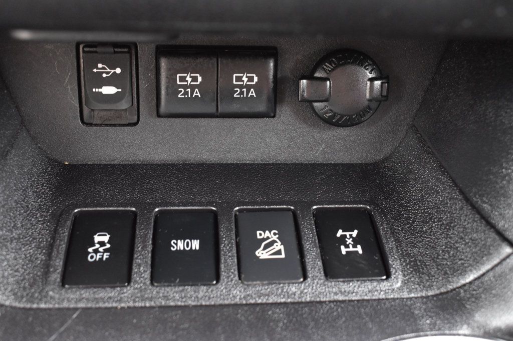 2017 Toyota Highlander Limited V6 AWD - 22919809 - 46