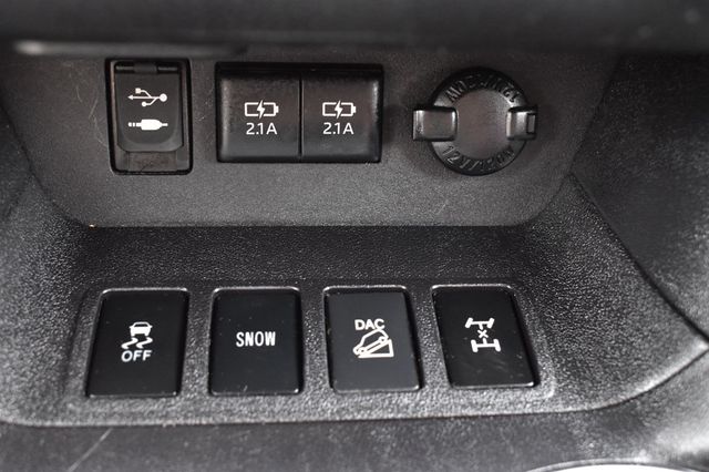 2017 Toyota Highlander Limited V6 AWD - 22919809 - 46