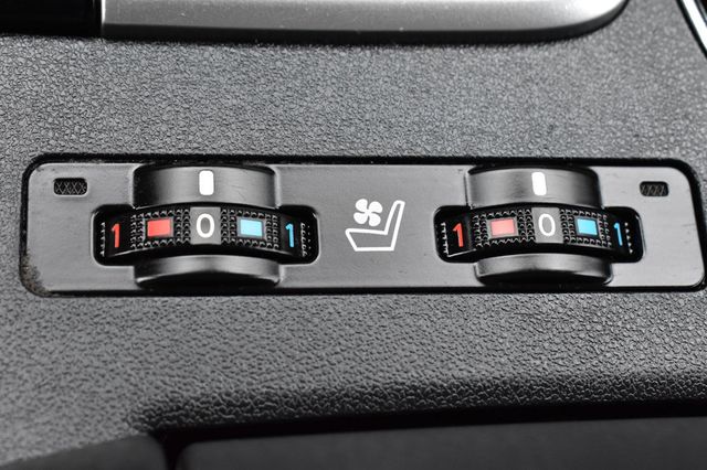 2017 Toyota Highlander Limited V6 AWD - 22919809 - 47