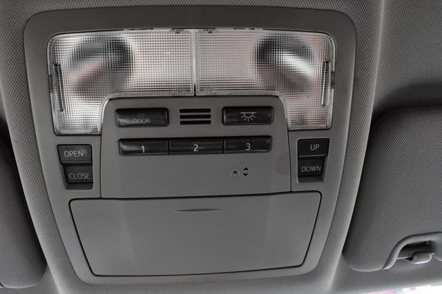 2017 Toyota Highlander Limited V6 AWD - 22919809 - 51