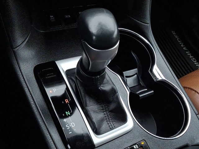 2017 Toyota Highlander Limited V6 AWD - 22991485 - 14