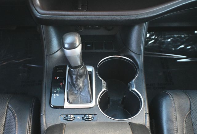 2017 Toyota Highlander Limited V6 FWD - 22971860 - 11