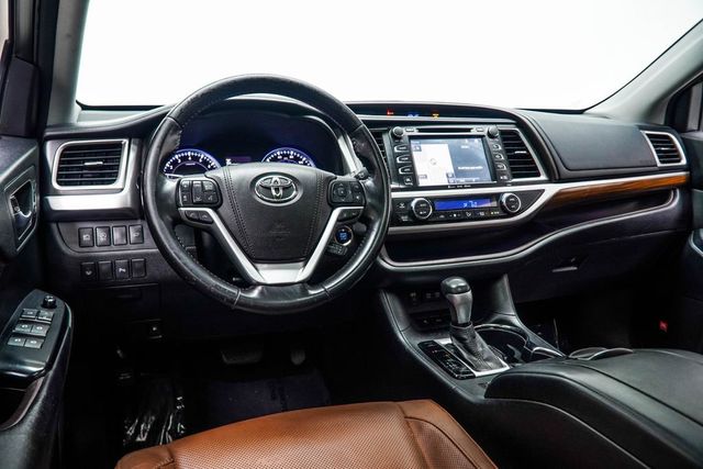 2017 Toyota Highlander Limited V6 FWD - 23062161 - 15