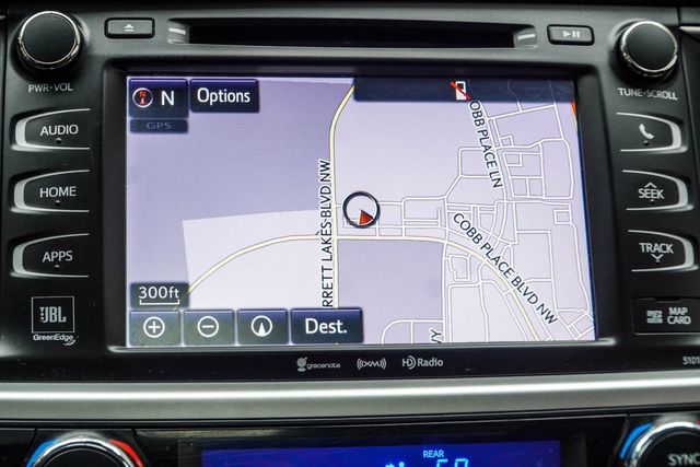 2017 Toyota Highlander Limited V6 FWD - 23062161 - 24