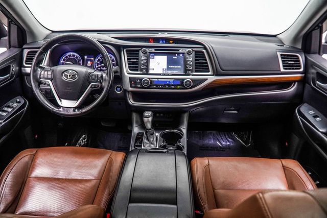 2017 Toyota Highlander Limited V6 FWD - 23062161 - 4
