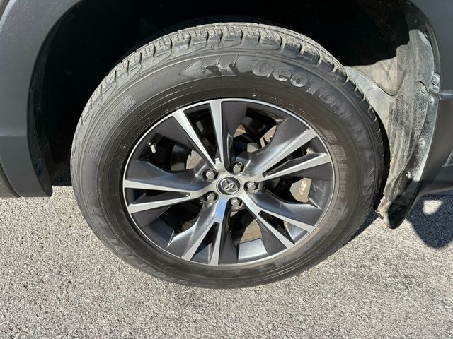 2017 Toyota Highlander LocalTrade/LE/V6/AWD/DynamicRadarCruiseControl/BackupCamera - 22951303 - 9