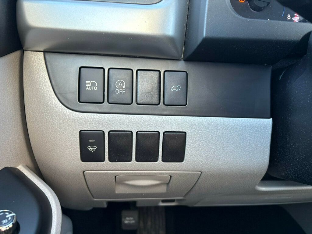 2017 Toyota Highlander LocalTrade/LE/V6/AWD/DynamicRadarCruiseControl/BackupCamera - 22951303 - 34