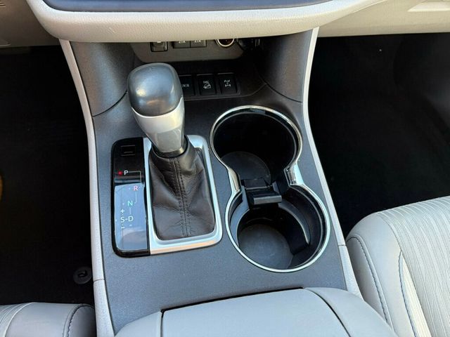 2017 Toyota Highlander LocalTrade/LE/V6/AWD/DynamicRadarCruiseControl/BackupCamera - 22951303 - 36