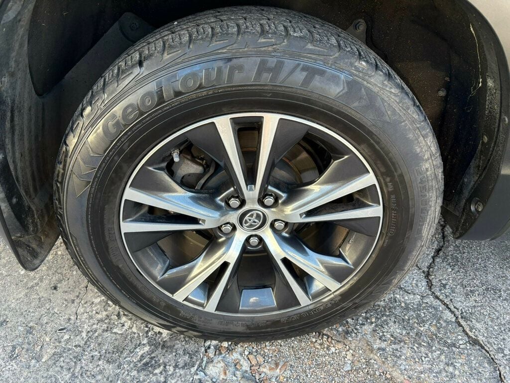 2017 Toyota Highlander LocalTrade/LE/V6/AWD/DynamicRadarCruiseControl/BackupCamera - 22951303 - 8