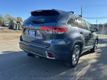2017 Toyota Highlander NAVI SYS! BACK-UP CAMERA! 2ND ROW BUCKET SEATS! HTD FRONT SEATS - 23097448 - 9