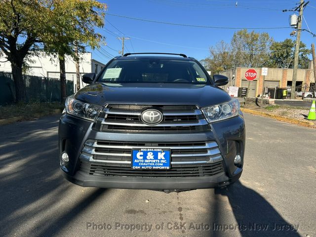 2017 Toyota Highlander NAVI SYS! BACK-UP CAMERA! 2ND ROW BUCKET SEATS! HTD FRONT SEATS - 23097448 - 2