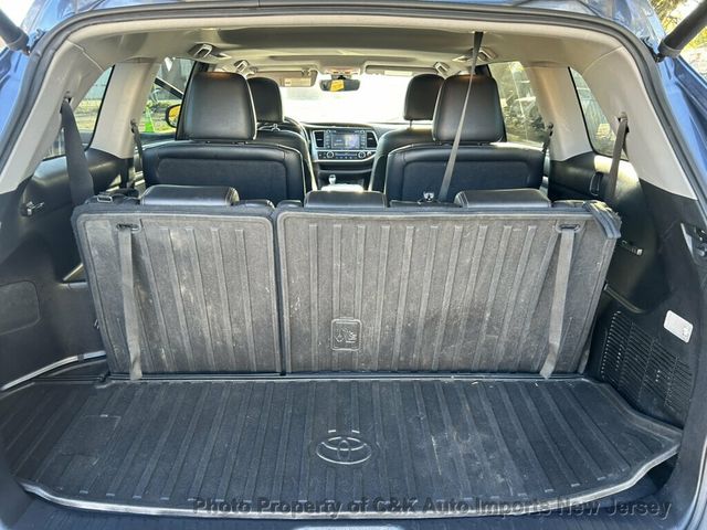 2017 Toyota Highlander NAVI SYS! BACK-UP CAMERA! 2ND ROW BUCKET SEATS! HTD FRONT SEATS - 23097448 - 61