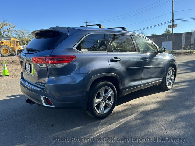 2017 Toyota Highlander NAVI SYS! BACK-UP CAMERA! 2ND ROW BUCKET SEATS! HTD FRONT SEATS - 23097448 - 8
