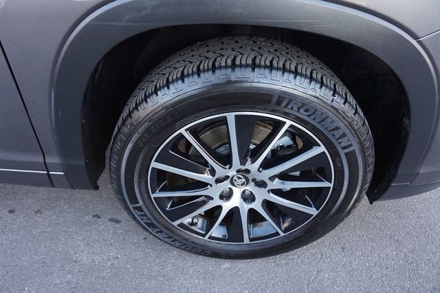 2017 Toyota Highlander SE, THIRD ROW SEATING, LEATHER SEATS, MOON ROOF - 22960405 - 15