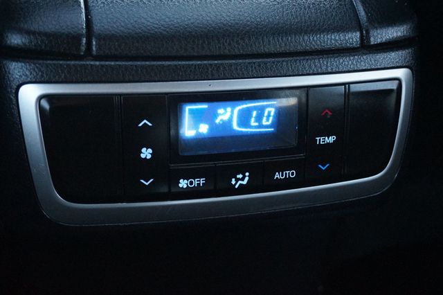 2017 Toyota Highlander SE, THIRD ROW SEATING, LEATHER SEATS, MOON ROOF - 22960405 - 41