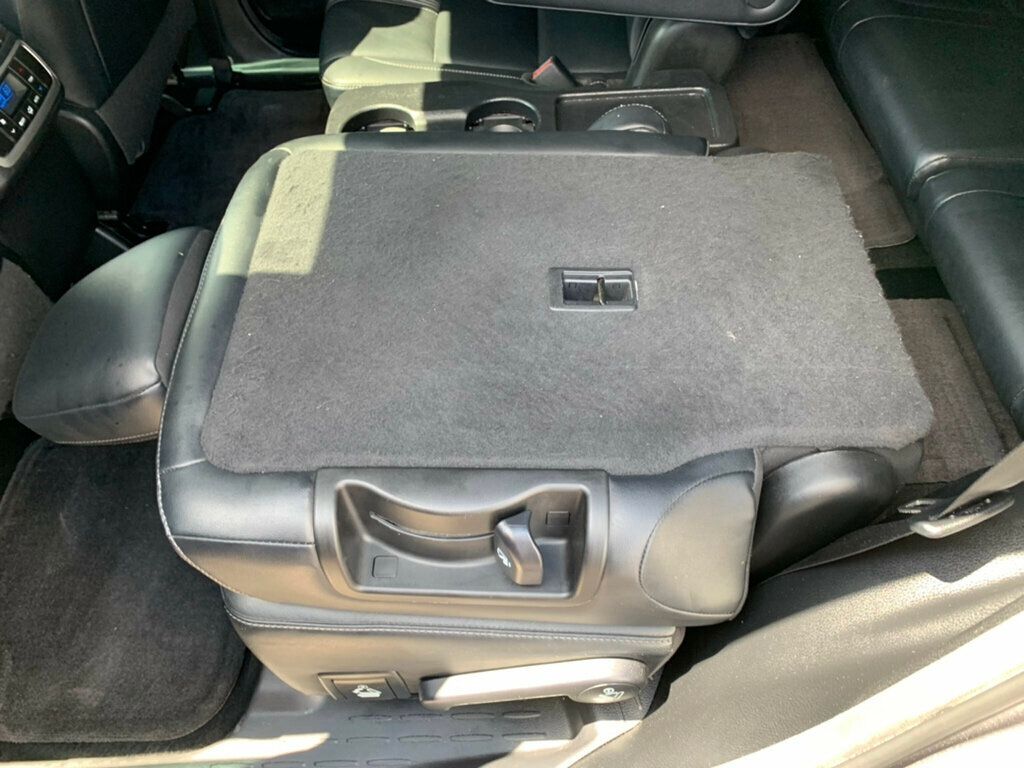 2017 Toyota Highlander SE photo 34